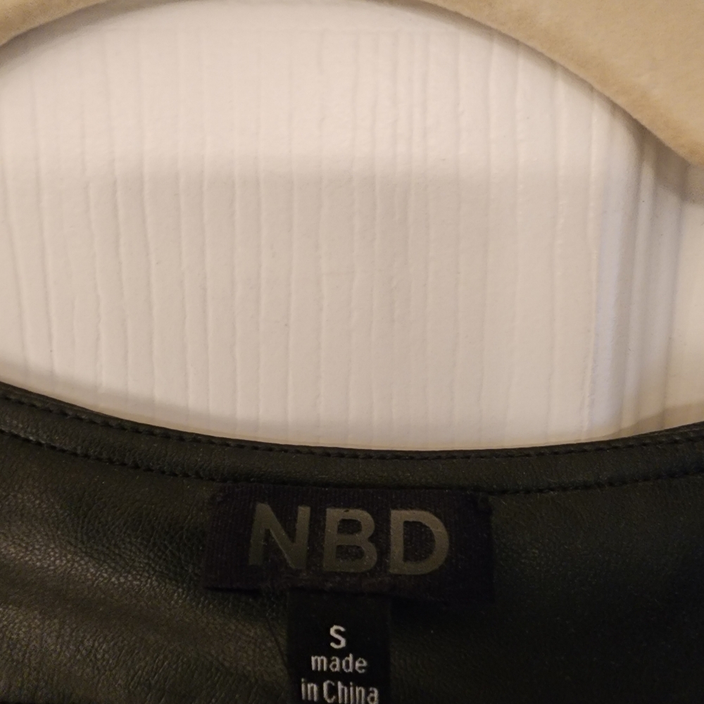 NBD Stay Fierce Faux Leather Top In Black Size Small - Picture 4 of 10